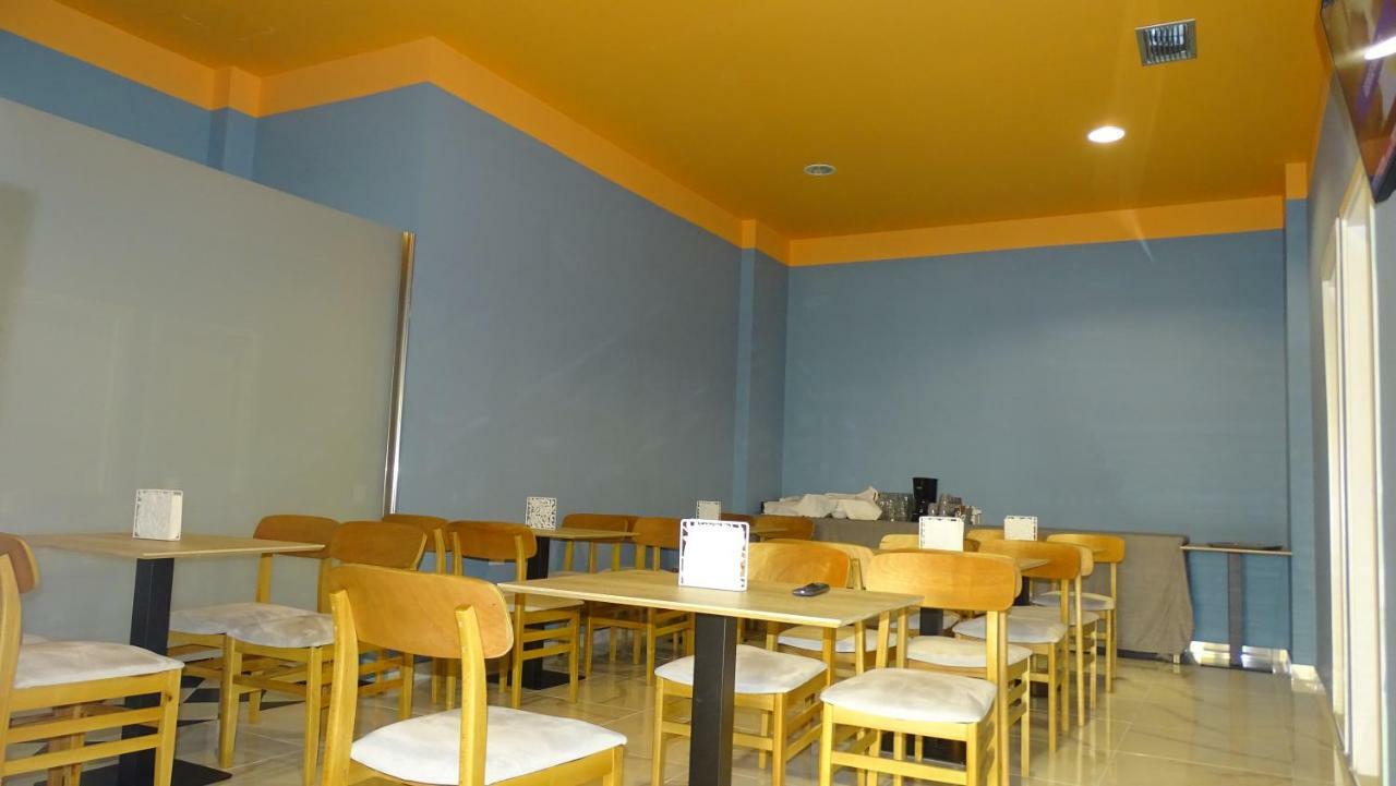סרנדה Bistrica Hotel מראה חיצוני תמונה
