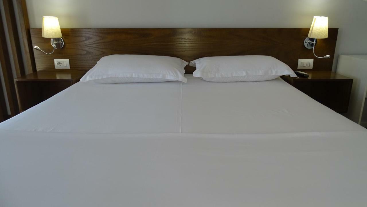 סרנדה Bistrica Hotel מראה חיצוני תמונה