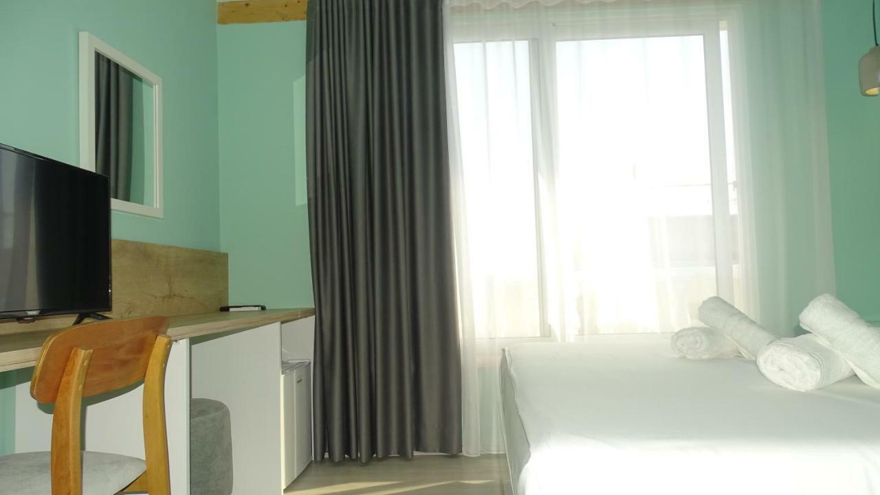 סרנדה Bistrica Hotel מראה חיצוני תמונה