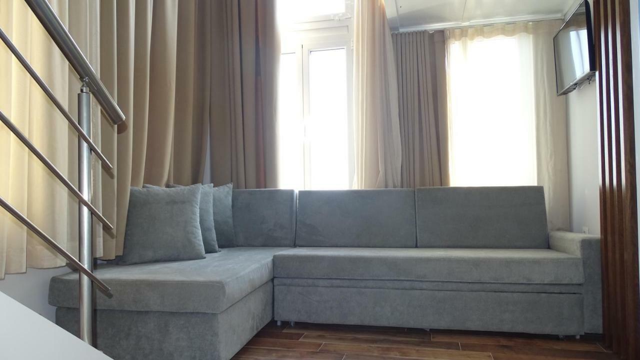 סרנדה Bistrica Hotel מראה חיצוני תמונה