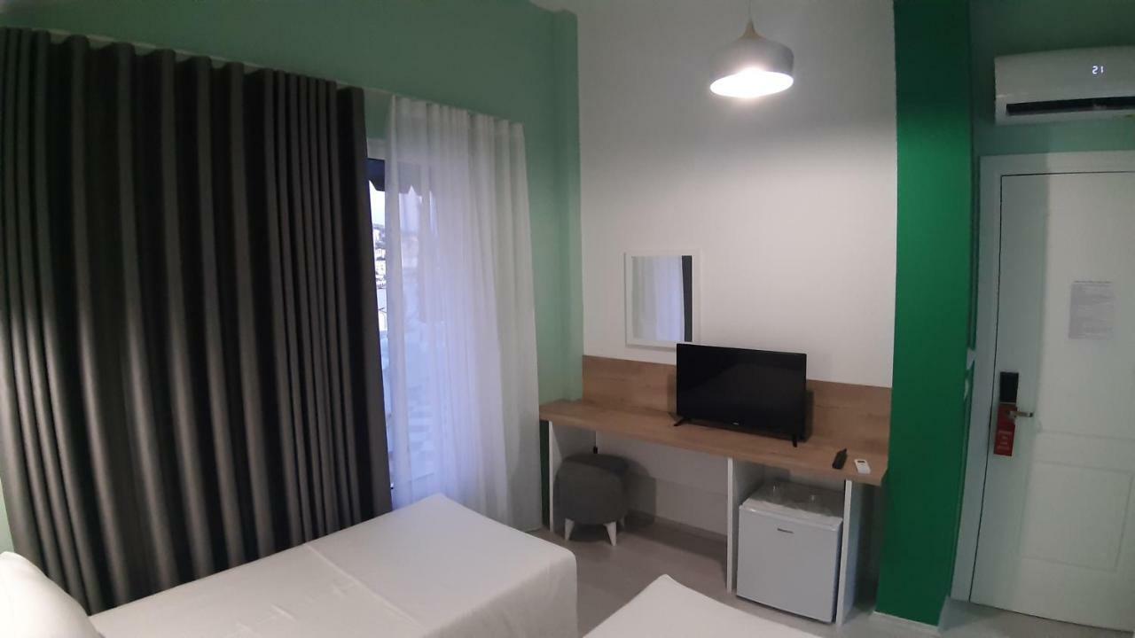סרנדה Bistrica Hotel מראה חיצוני תמונה